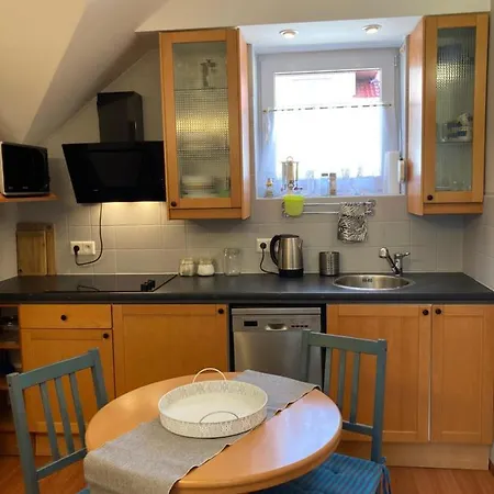 Bb Nad Kryniczanka Apartman *